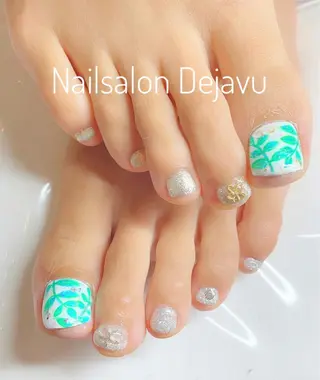 ネイル Nail salon Dejavu 🌿のネイルデザイン