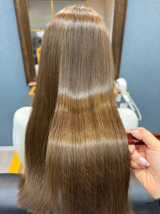 ロング 藤井 夕佳のヘアスタイル