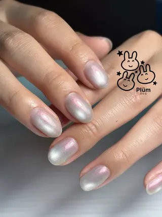 ネイル Plüm 実李のネイルデザイン