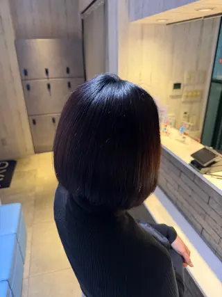 ミディアム 三浦 笑美のヘアスタイル