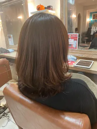 ミディアム 井上 日菜乃のヘアスタイル