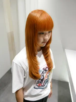 ロング カラー 佐野 えり奈のヘアスタイル