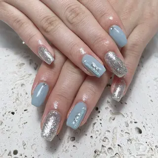 ネイル AURA NAIL 🌟鶴見店のネイルデザイン