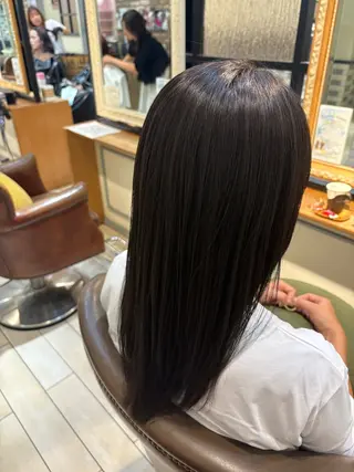ロング カラー SUZUKI AIRIのヘアスタイル