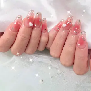 ネイル misaki 🩰‎🤍🎀のネイルデザイン