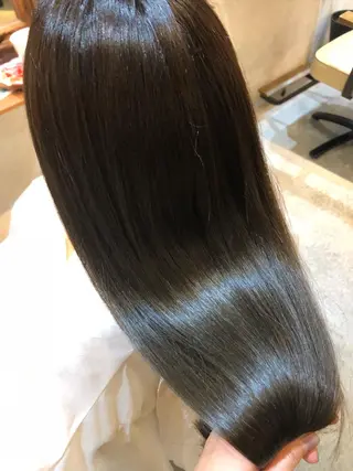 kana .オリーブ /ナチュラルヘアのヘアスタイル