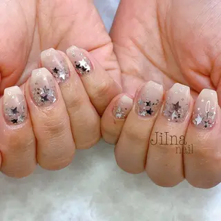 ネイル JiIna nailのネイルデザイン