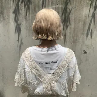 ミディアム カラー wakana/ 柔らかベージュカラーのヘアスタイル