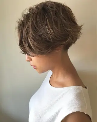 ショート カラー パーマ Spiel KOMOのヘアスタイル