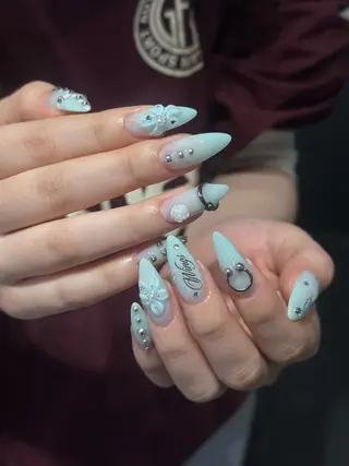 ネイル Eli Muse 新宿ネイルのネイルデザイン