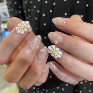 ネイル PEEKABOO京橋 .Minoriのネイルデザイン