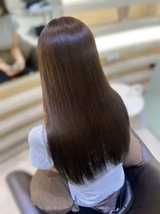 セミロング ハイトーン/ デザインカラー/カナのヘアスタイル
