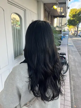 ロング カラー RuLaN AMIのヘアスタイル