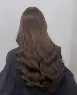ロング 【ioe岡本】🐶 向井歩のヘアスタイル