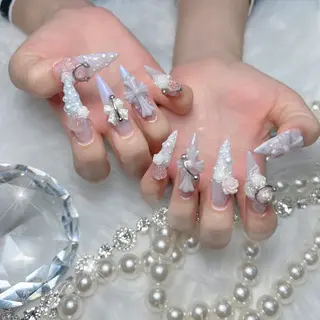ネイル Luna Nail.Novaのネイルデザイン