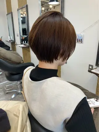 ショート 新宿/ハイトーン カラー/AKI🍎のヘアスタイル