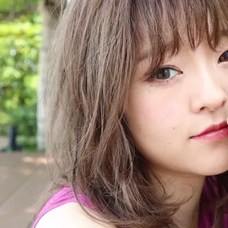 ミディアム ✨ブリーチマスター✨ オクヤマヨウスケのヘアスタイル