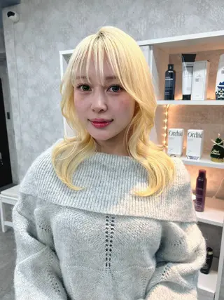 ミディアム カラー ヘアアレンジ 💕ブリーチ/ヘアメ 🎀YUUKAのヘアスタイル