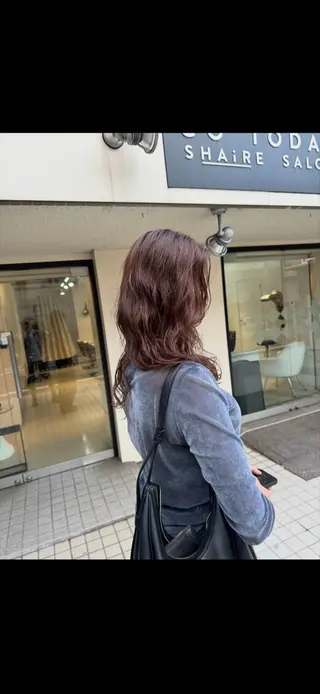 セミロング 賀川 サトシのヘアスタイル