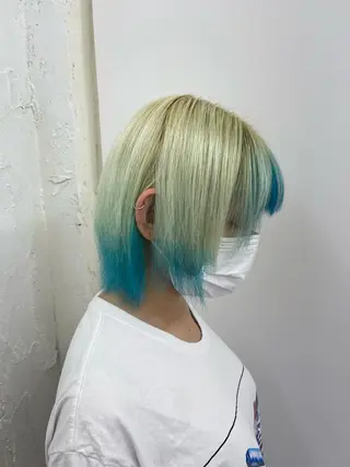 ショート カラー ハナ💎中韓/艶髪 ハイトーン/エクステのヘアスタイル