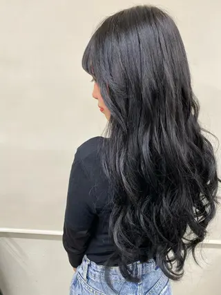 ロング カラー エクステ ハイトーン 💭黒崎ハルカのヘアスタイル