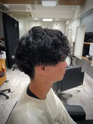 ミディアム パーマ メンズ 🌟30代~50代の お客様も大歓迎/竹井のヘアスタイル