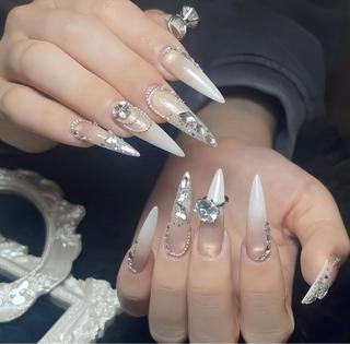 ネイル Julie NailSalonのネイルデザイン