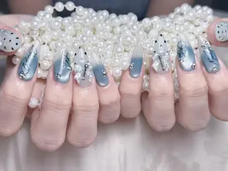ネイル リリ 奈🎀のネイルデザイン