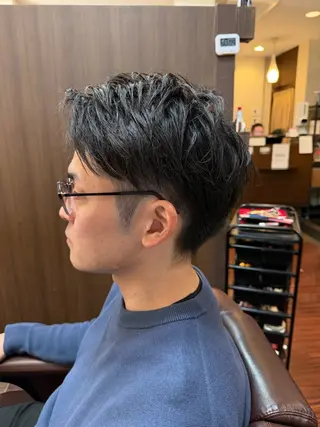 ショート メンズ 糸山 仁のヘアスタイル