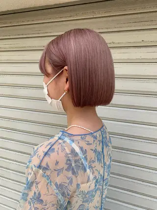 ショート カラー wakana/ 柔らかベージュカラーのヘアスタイル
