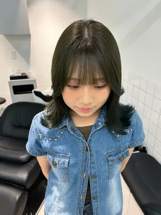 ミディアム カラー 𝗺𝗶𝗸𝘂♡ 似合わせ🎀のヘアスタイル
