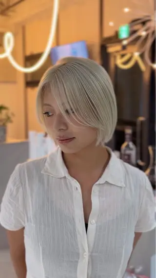 ミディアム カラー 山下 聖愛羅のヘアスタイル