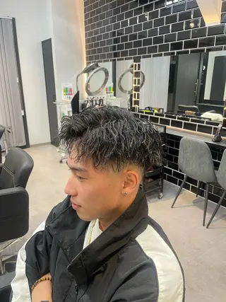 ショート パーマ メンズ 清藤 竜輝のヘアスタイル