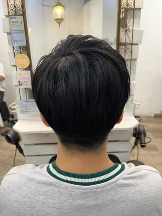 メンズ ゆづき:ショート・透 明感カラー特化のヘアスタイル