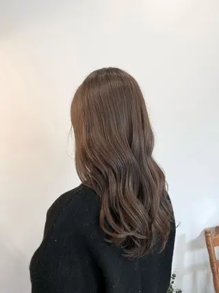 ロング カラー 今田 飛奈のヘアスタイル