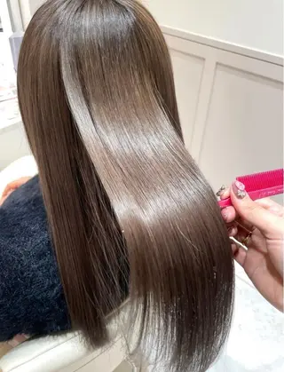 ロング fuwari 美白ショコラカラーのヘアスタイル