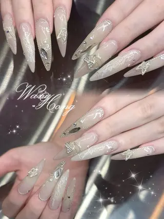 ネイル VENUSBEL新宿 NANAHAのネイルデザイン