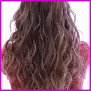 セミロング カラー 🫧あ お🫧 心斎橋のヘアスタイル
