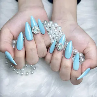 ネイル ルナ 🎀のネイルデザイン