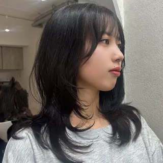 セミロング ✨暖色カラー🍒にこ 🍒赤髪/レイヤー✨のヘアスタイル