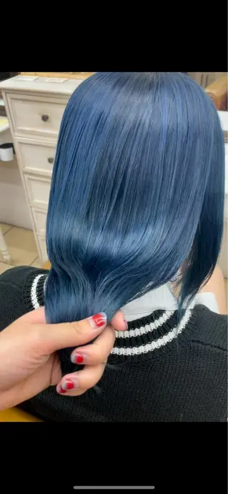 ミディアム カラー 森安 華楠のヘアスタイル