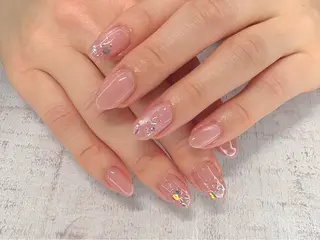 ネイル 𖡼 yumenoのネイルデザイン