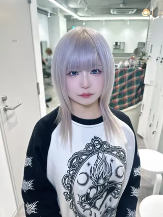 セミロング カラー ハイトーン/ピンク カラー/めい🎀のヘアスタイル