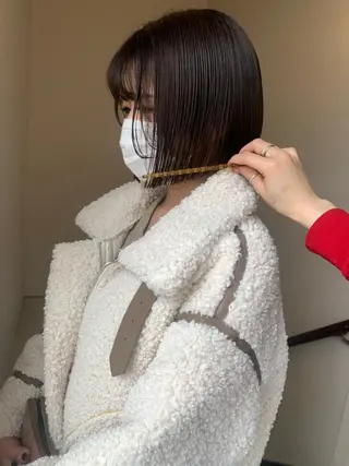 ショート カラー 本間 結衣のヘアスタイル