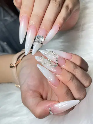 ネイル Noél_ Rikiのネイルデザイン