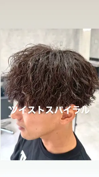 パーマ メンズ 🔥ツイスパ/ フェザー🔥 真裟斗のヘアスタイル