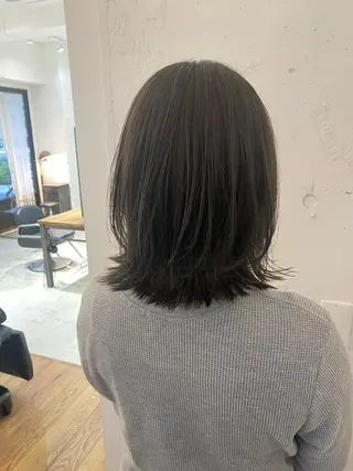 ミディアム 関 桃萌果のヘアスタイル