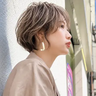 ショート カラー 心斎橋/難波ショート 白髪ぼかし 中尾のヘアスタイル