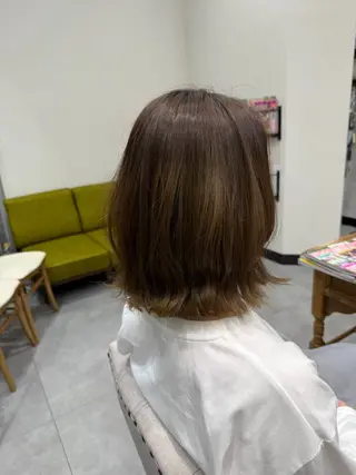 ショート カラー 髪質改善ストレート 中林優太のヘアスタイル