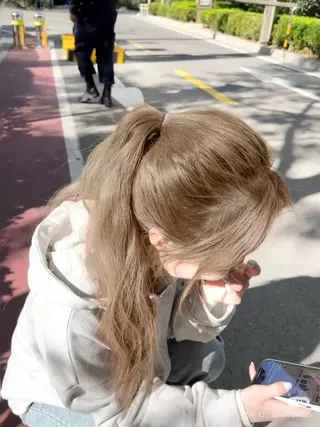 カラー 透明感ベージュ🤎 ナチュラルレイヤーのヘアスタイル